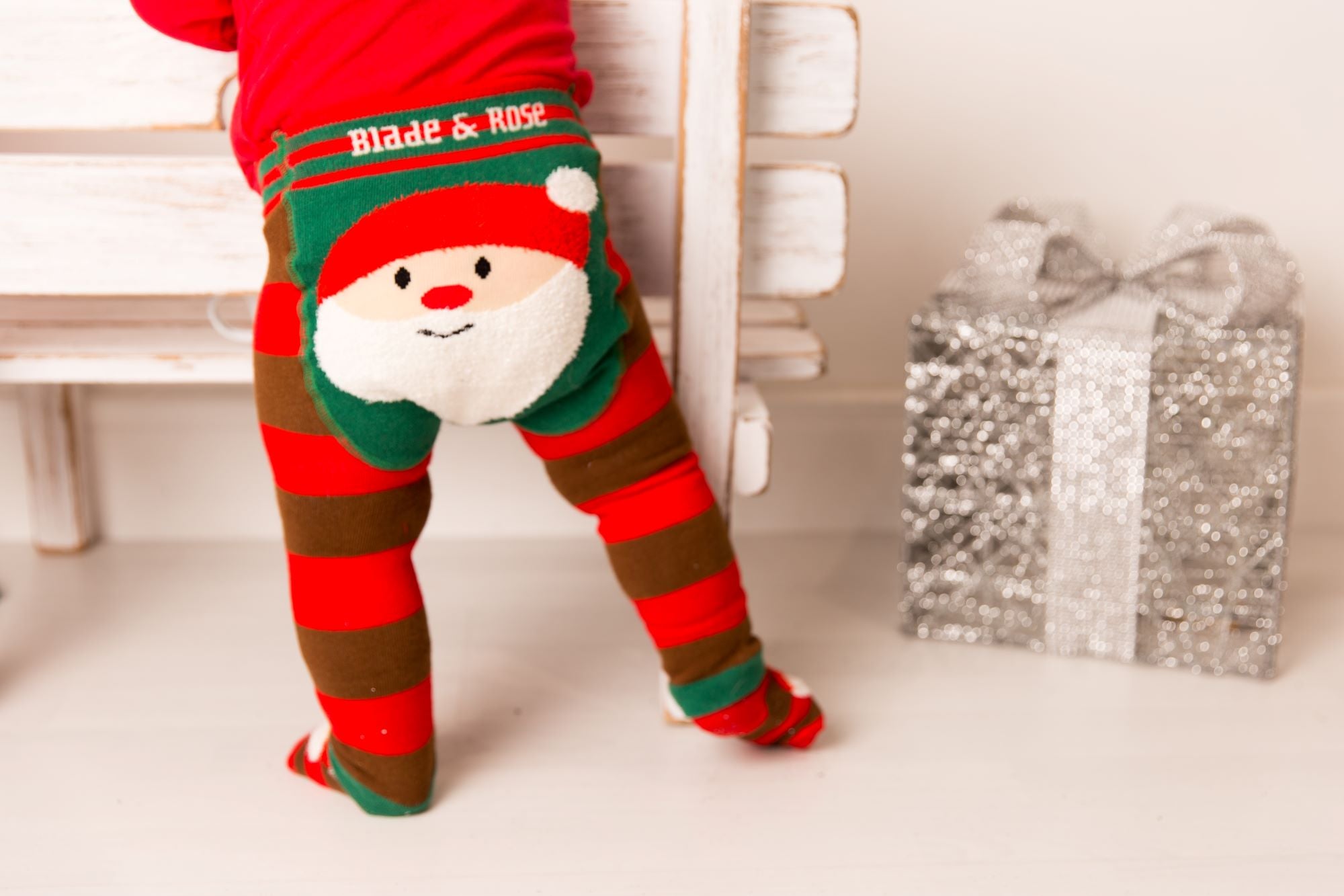 Santa's Outfit Leggings  Outfits with leggings, Christmas