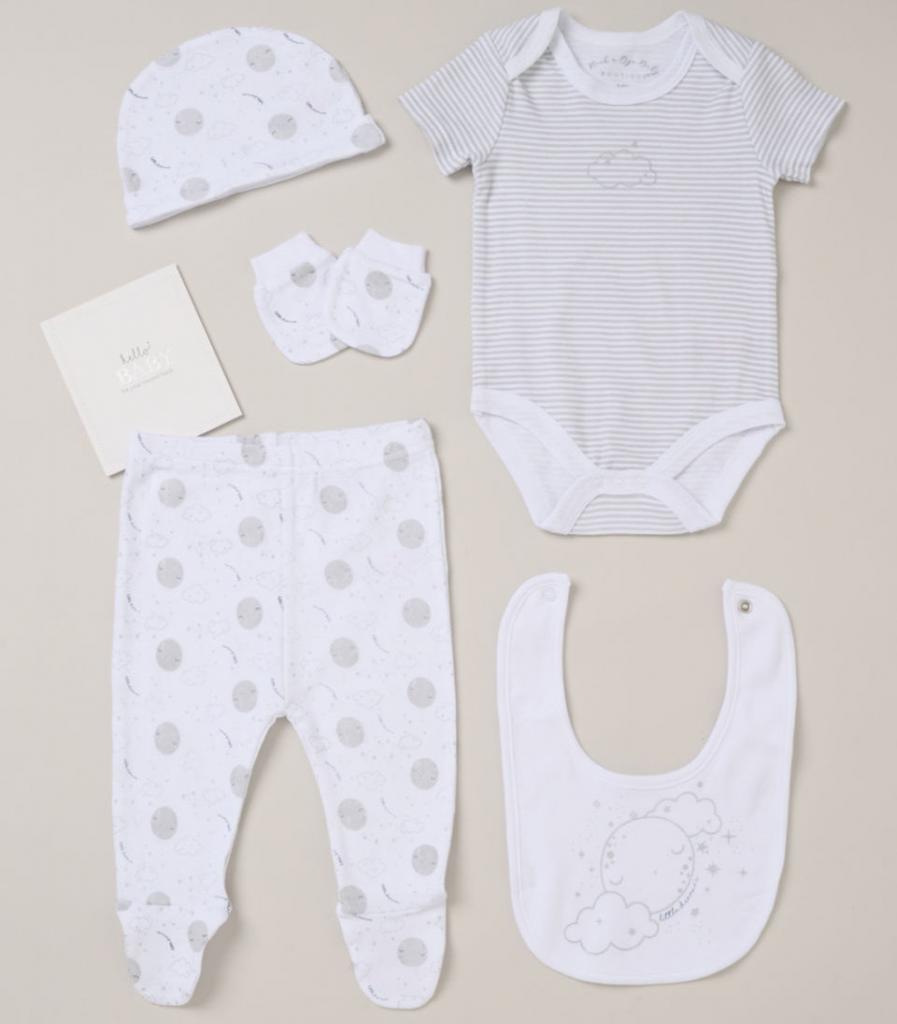 Unsex store baby clothes