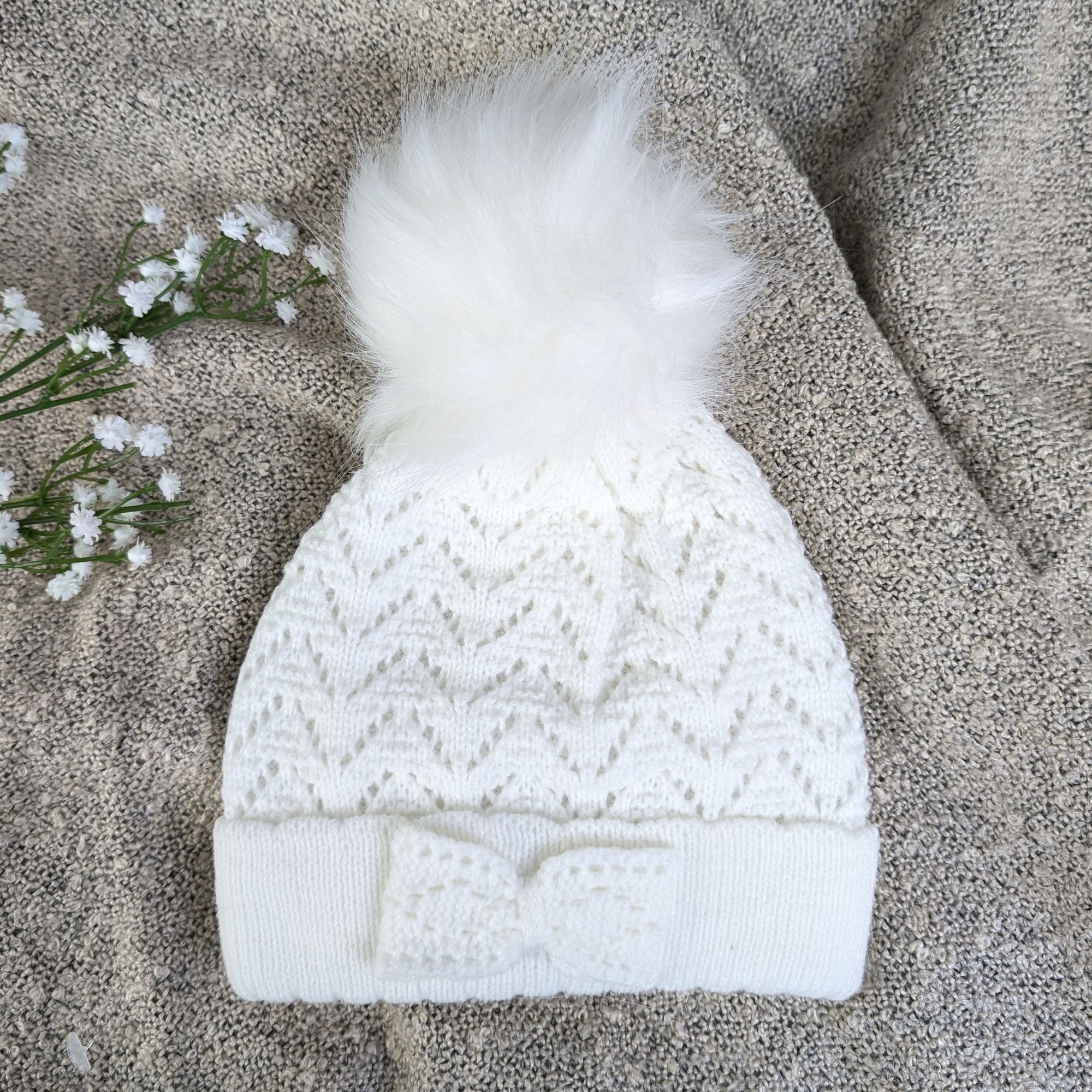 Newborn pom pom hat on sale