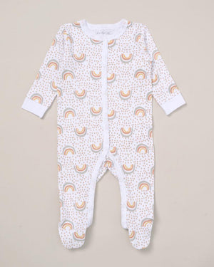 baby clothing set which reads dream big little one