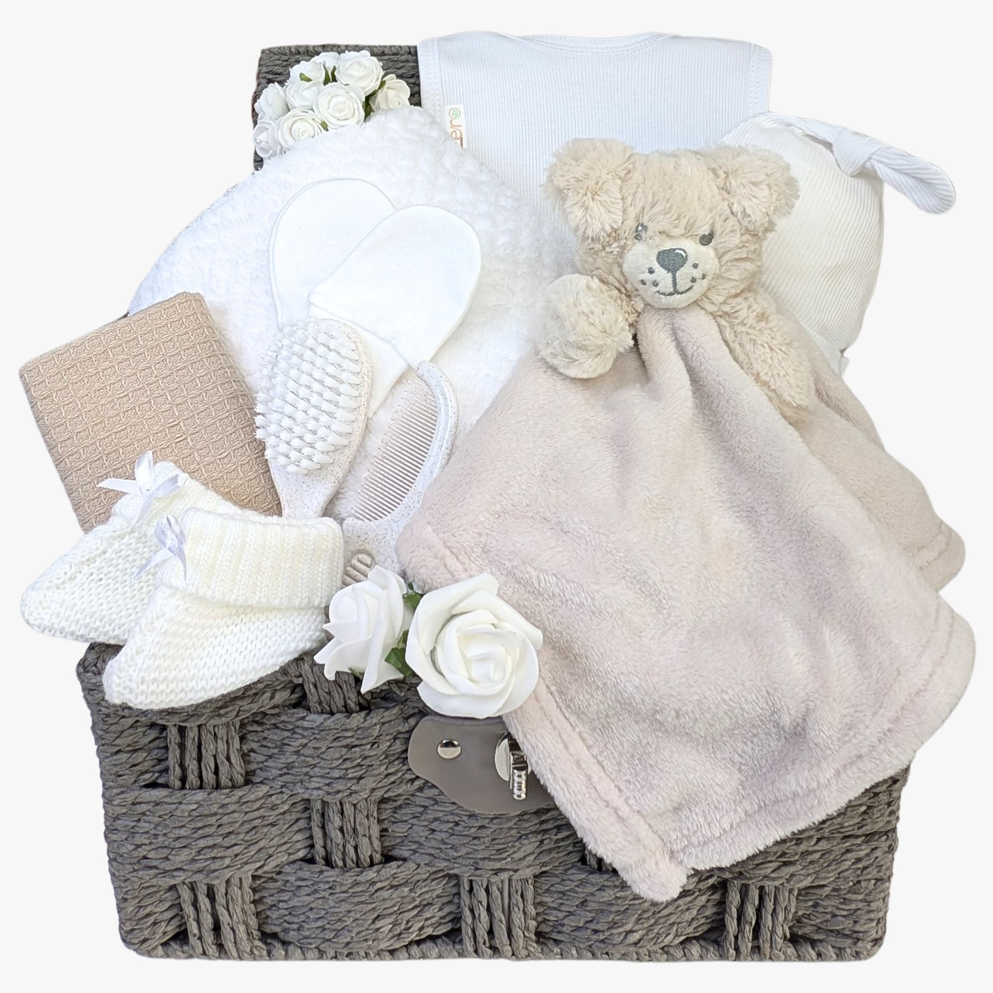 Personalised New Baby Gift Hamper. Soft, eco-friendly essentials including a customisable blanket, adorable booties, and a cute puppy comforter. Perfect for celebrating a newborn. Bumbles and boo