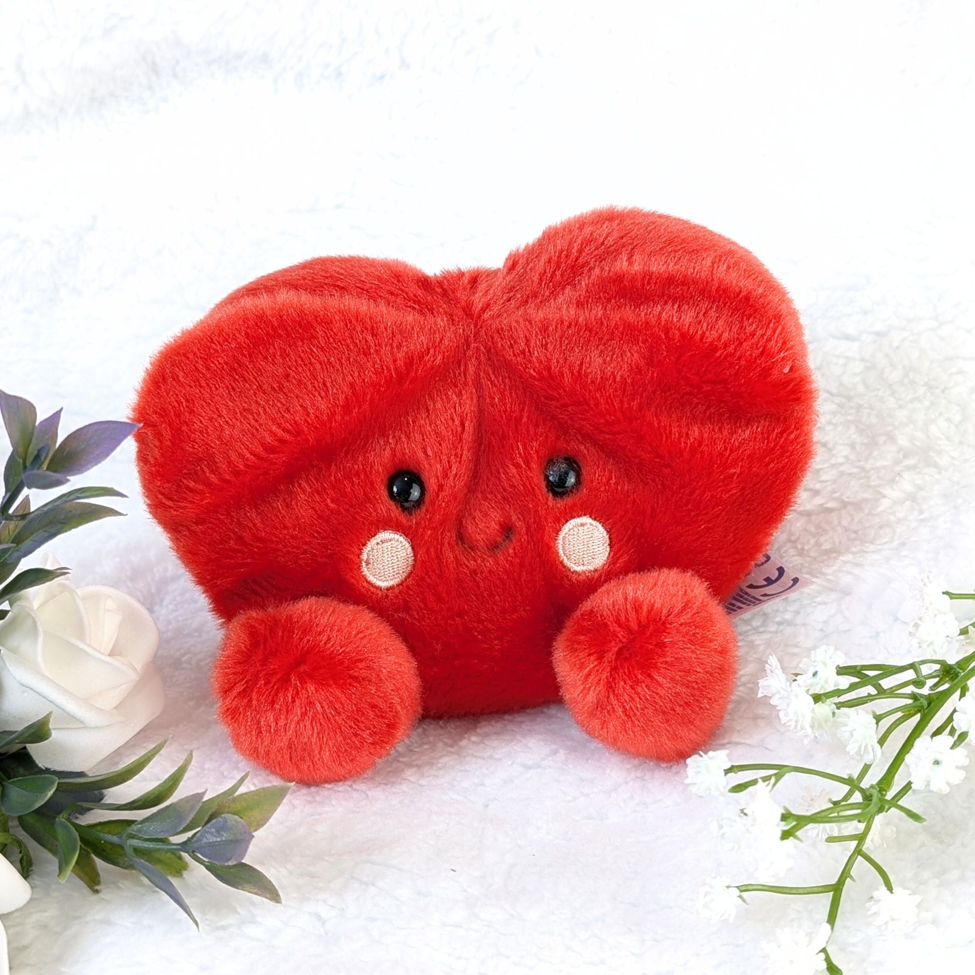 Super cute red heart palm pal soft toy for babies, childrens and adults. Give someone your heart and love.