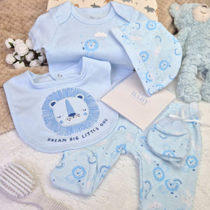 5-piece baby clothing blue gift set with adorable lion print and words of dream big little one on bib. 0-6 months. 