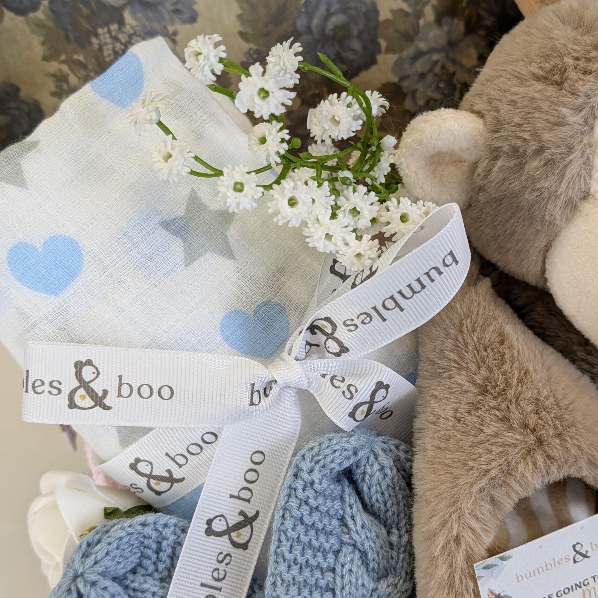 muslin cloth white and blue in a baby boy gifts hamper