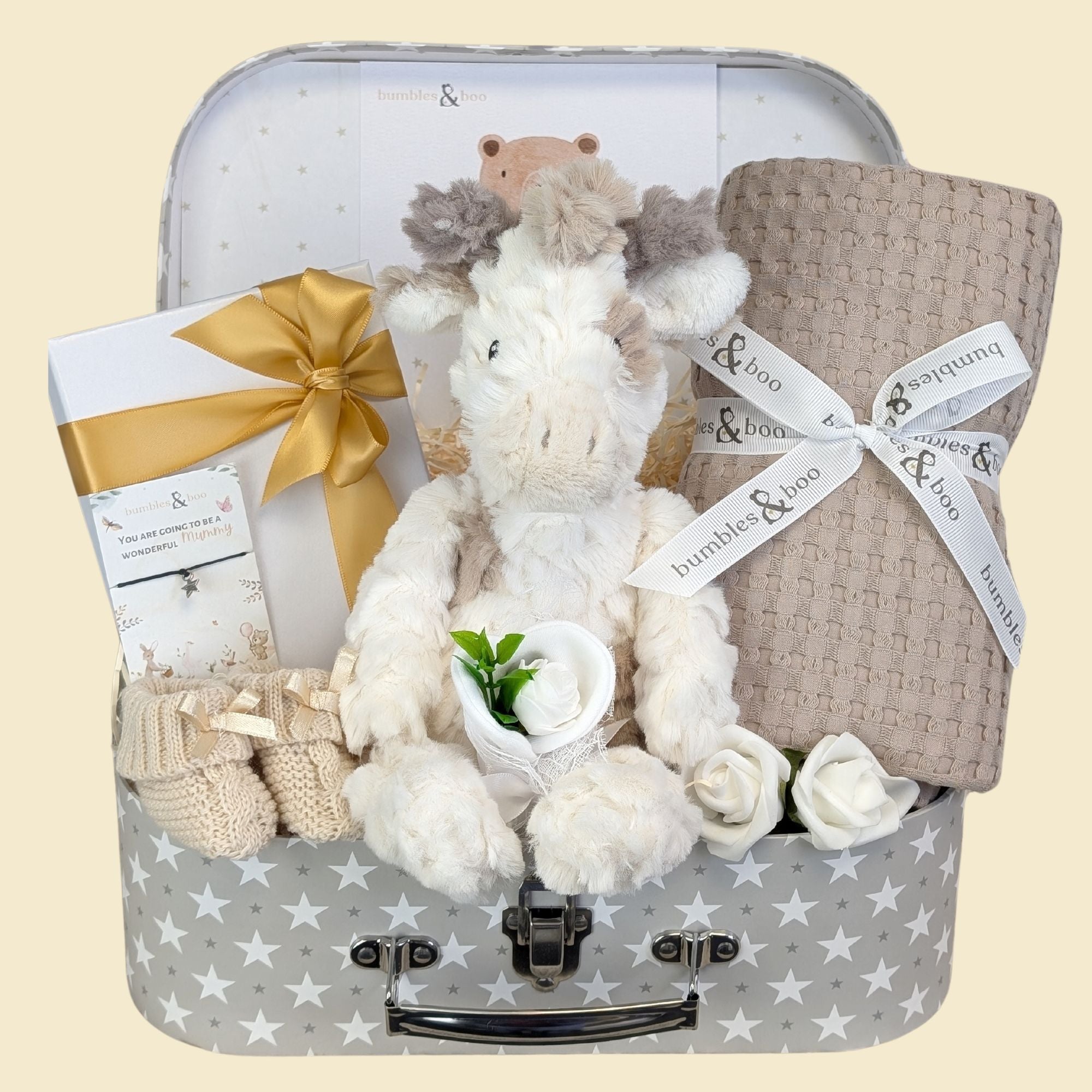 new baby gifts trunk with giraffe theme