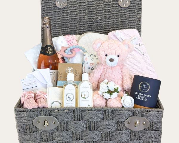 New mum gifts basket.