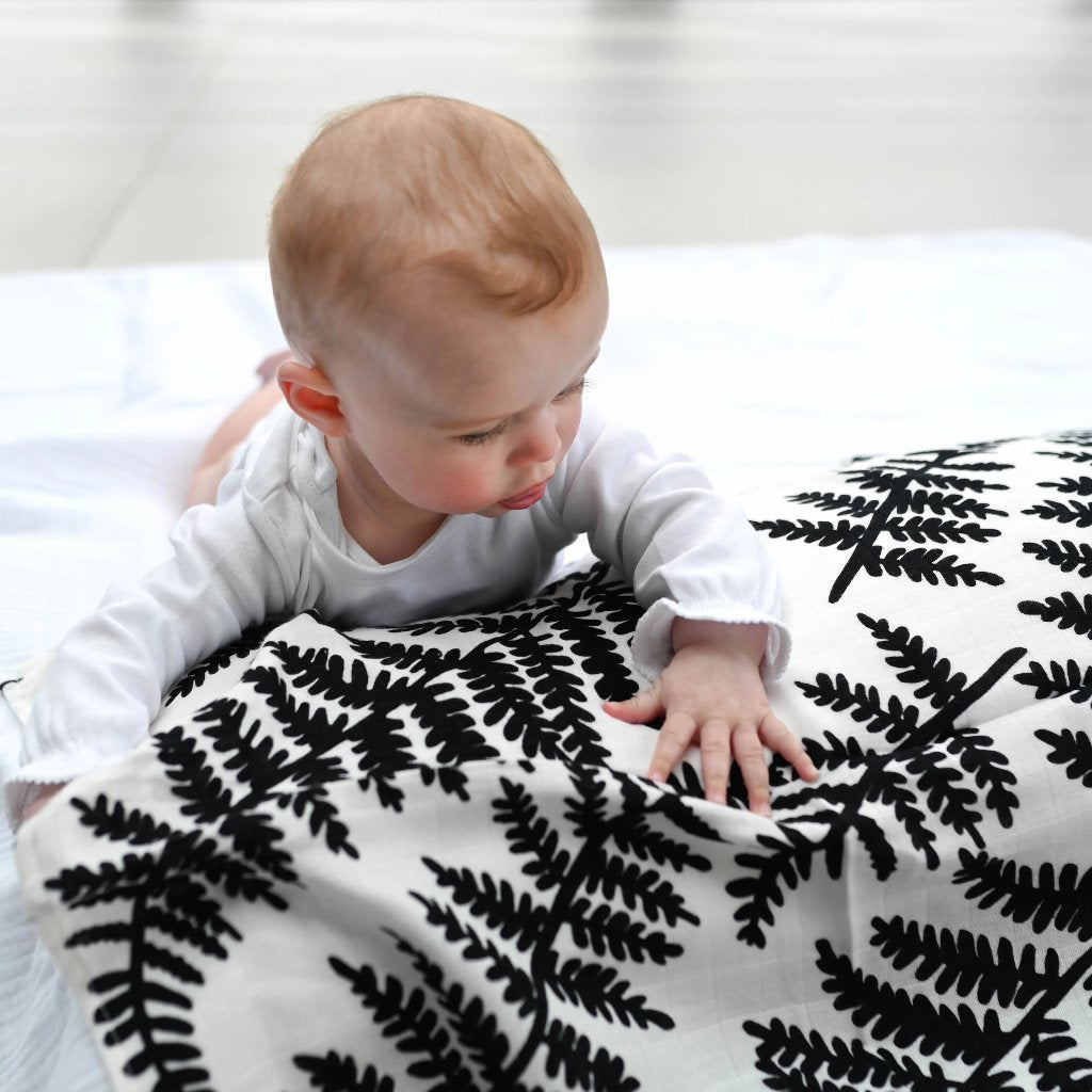 Extra Large Sensory Muslin &#39;Fern&#39;