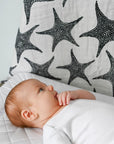 baby sensory black and white muslin