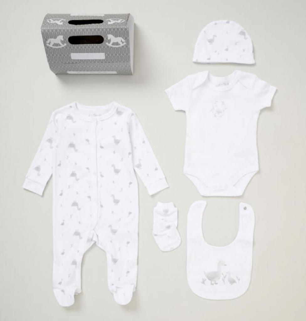 Unisex baby white clothing new baby gift set with grey duck print bumbles and boo